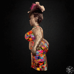 Alternative view of Bella